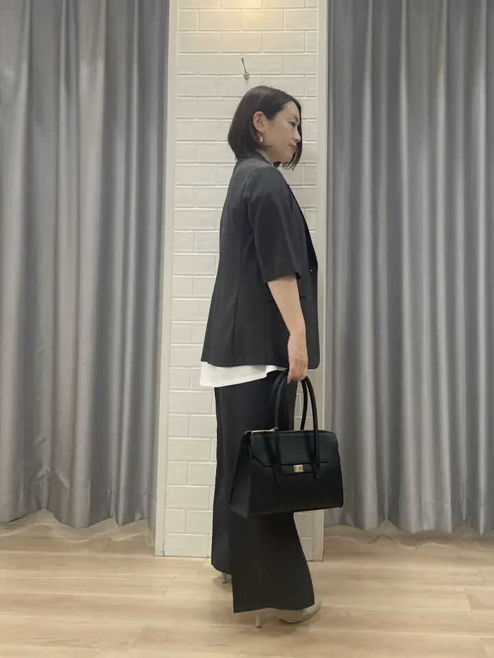 ANY SIS 丸岡 コーディネート画像