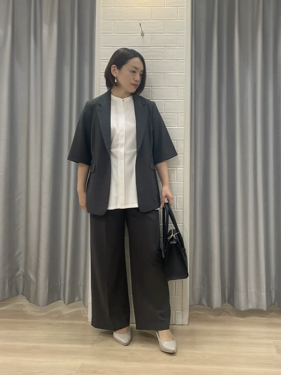 ANY SIS 丸岡 コーディネート画像
