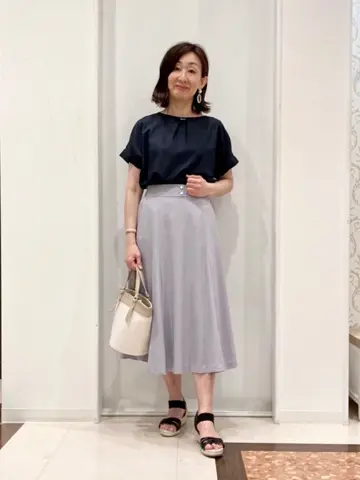 ANY SIS スタッフ コーディネート画像