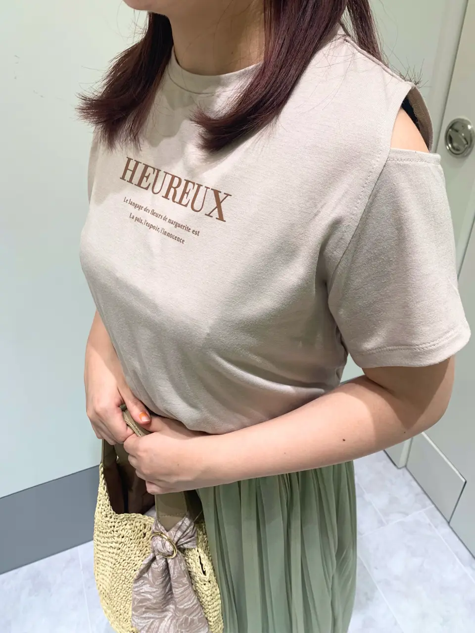 ANY SIS スタッフ コーディネート画像