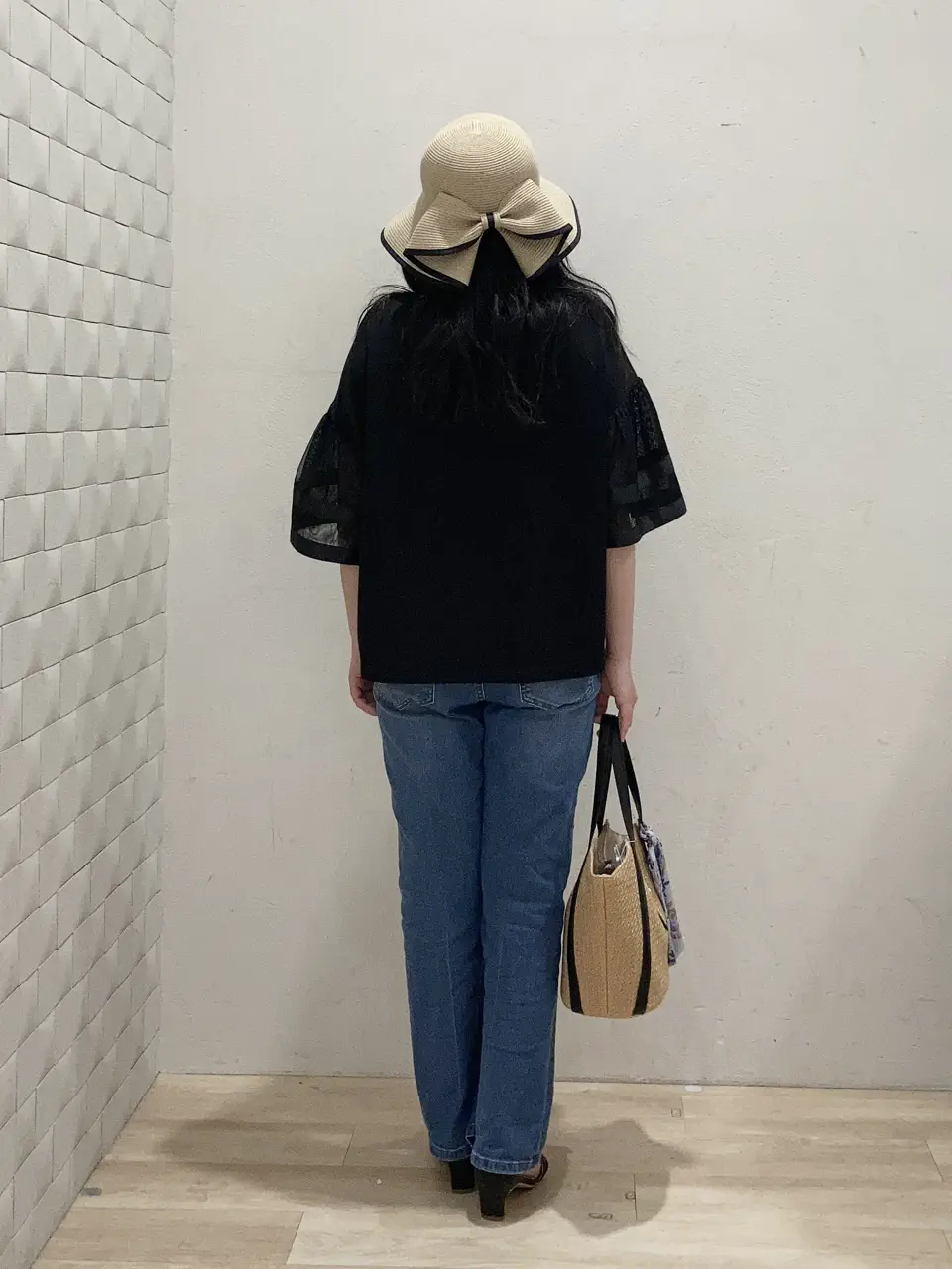 ANY SIS 川根　彩 コーディネート画像