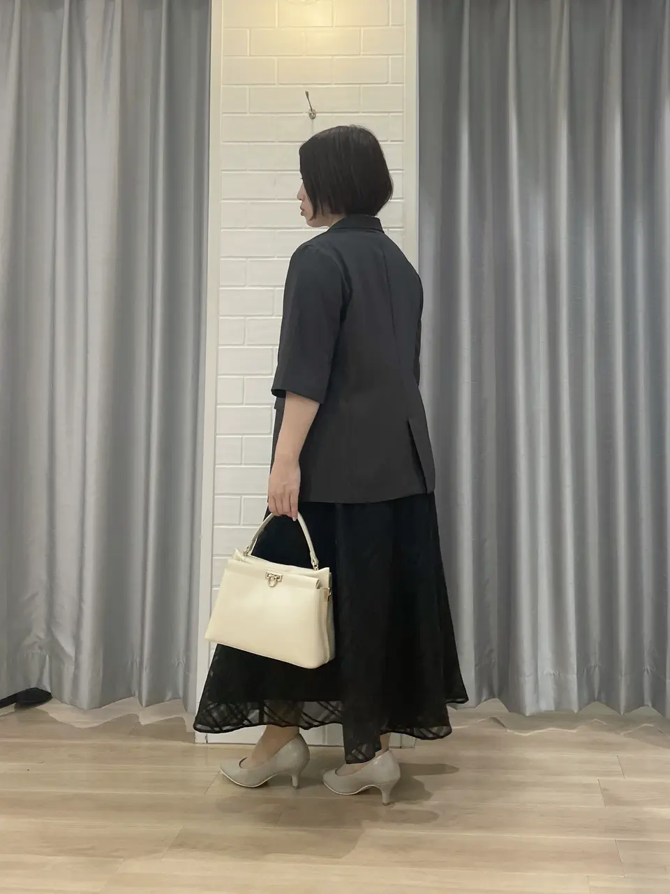 ANY SIS 丸岡 コーディネート画像