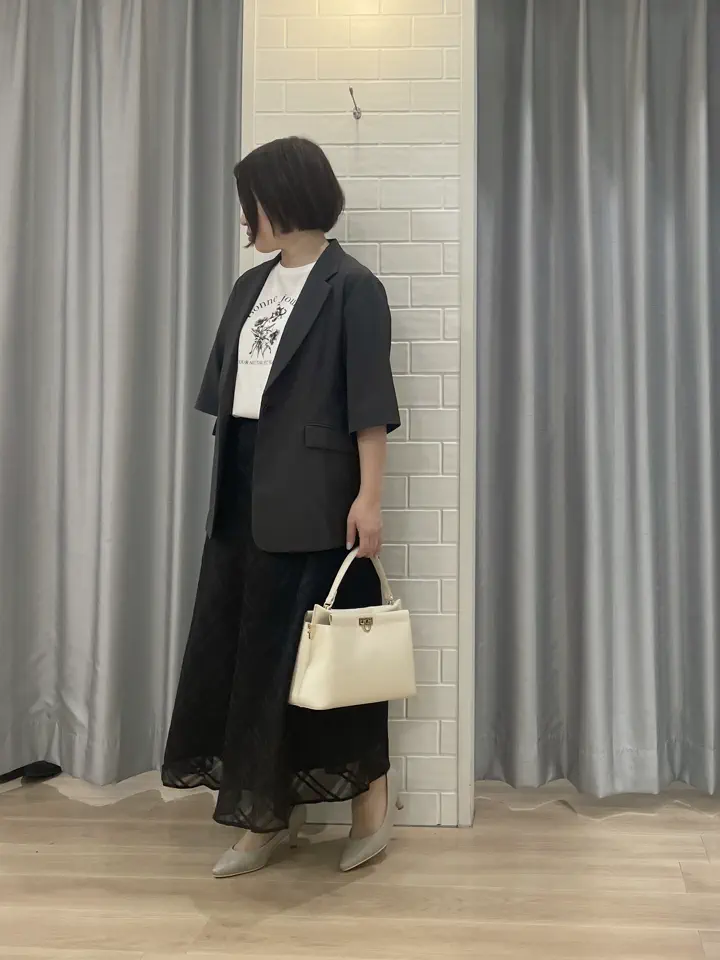 ANY SIS 丸岡 コーディネート画像
