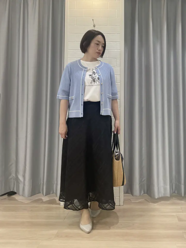 ANY SIS 丸岡 コーディネート画像