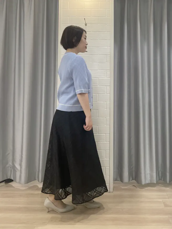 ANY SIS 丸岡 コーディネート画像