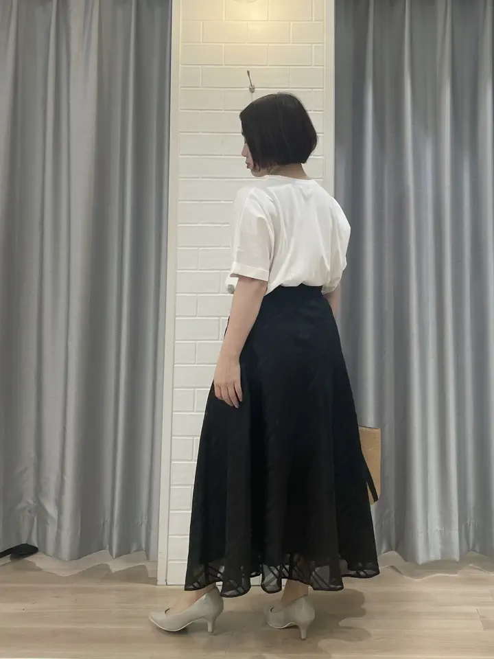 ANY SIS 丸岡 コーディネート画像