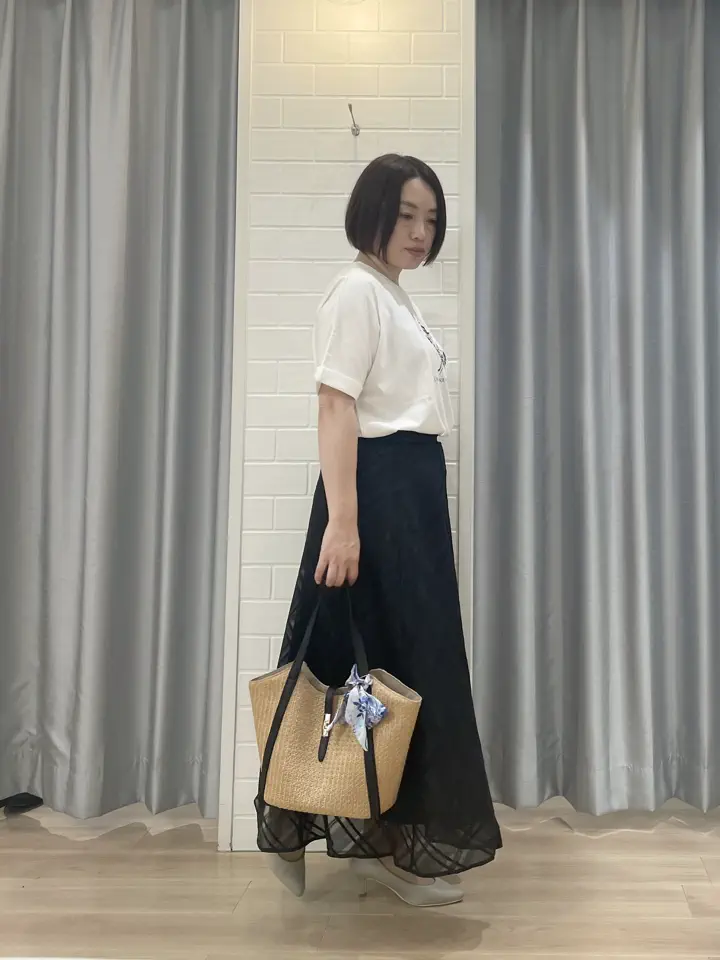 ANY SIS 丸岡 コーディネート画像