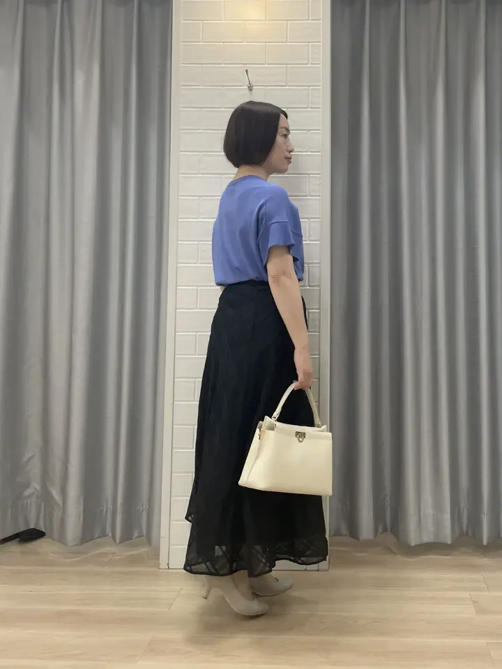 ANY SIS 丸岡 コーディネート画像