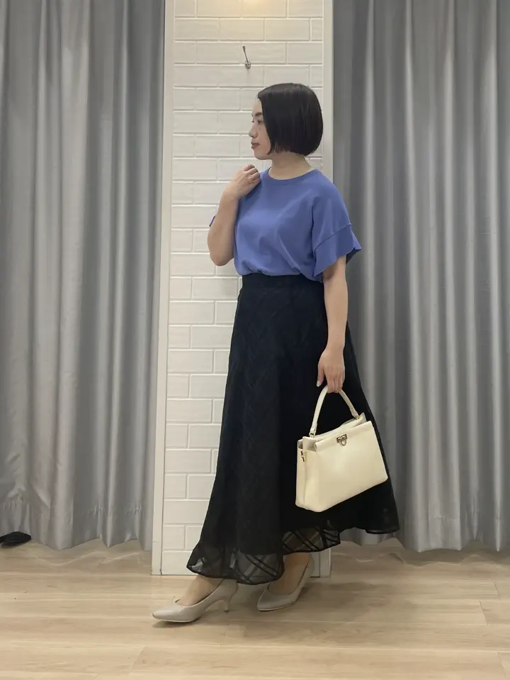 ANY SIS 丸岡 コーディネート画像