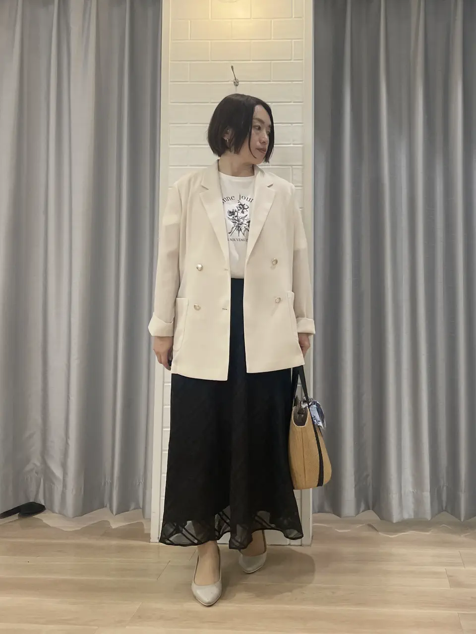 ANY SIS 丸岡 コーディネート画像