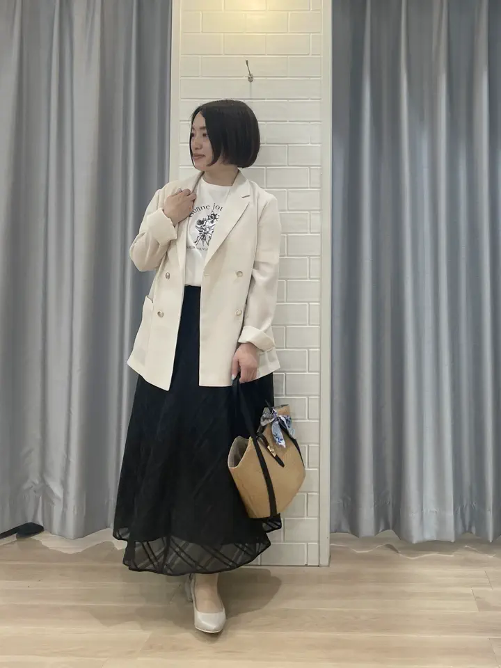 ANY SIS 丸岡 コーディネート画像