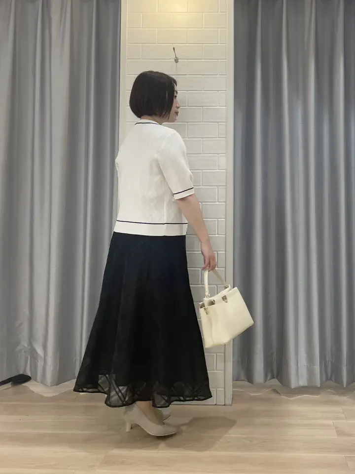 ANY SIS 丸岡 コーディネート画像