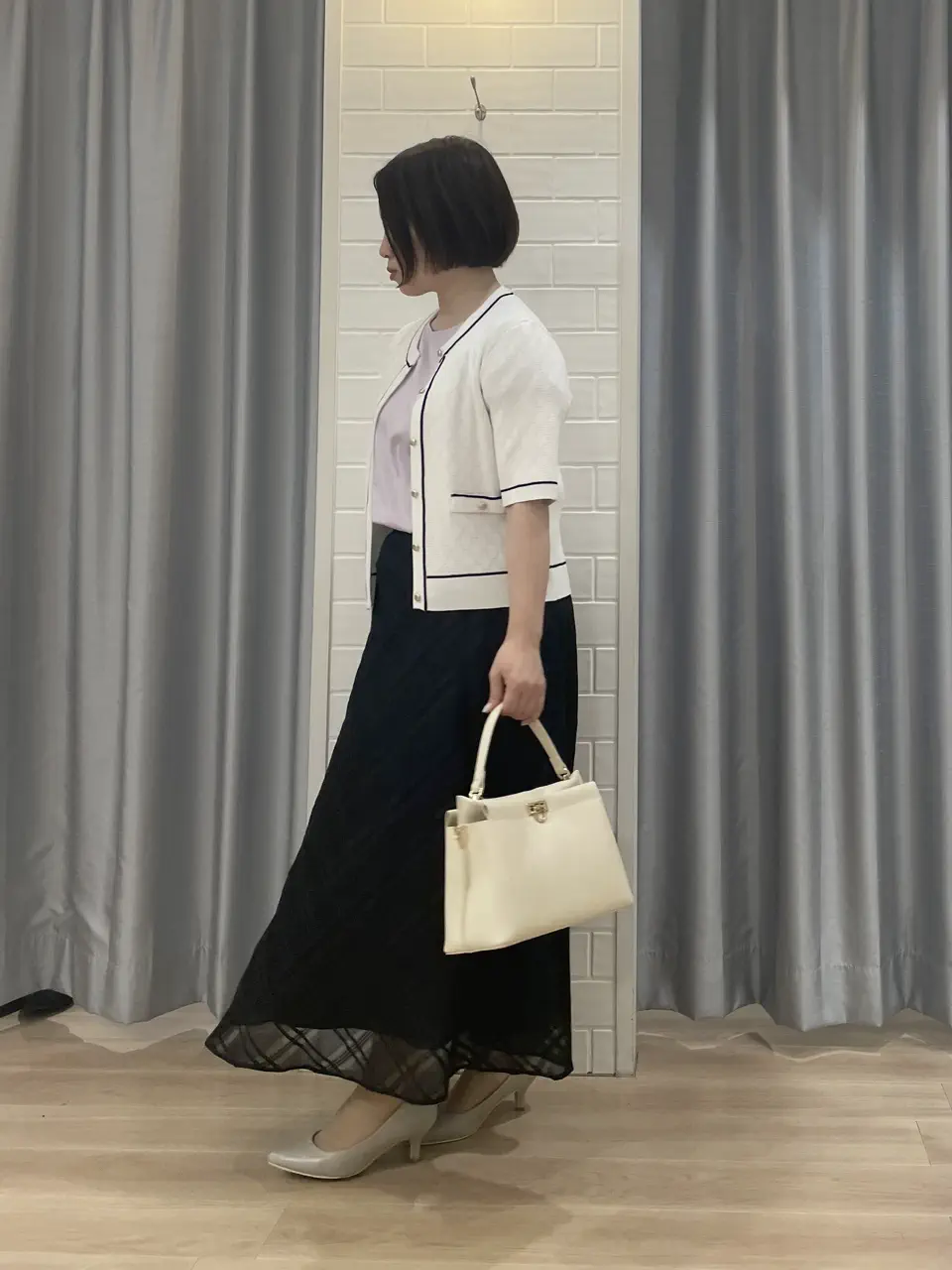 ANY SIS 丸岡 コーディネート画像