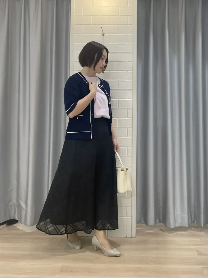 ANY SIS 丸岡 コーディネート画像