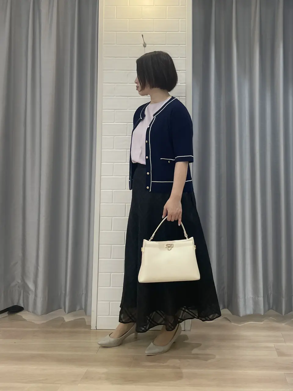 ANY SIS 丸岡 コーディネート画像