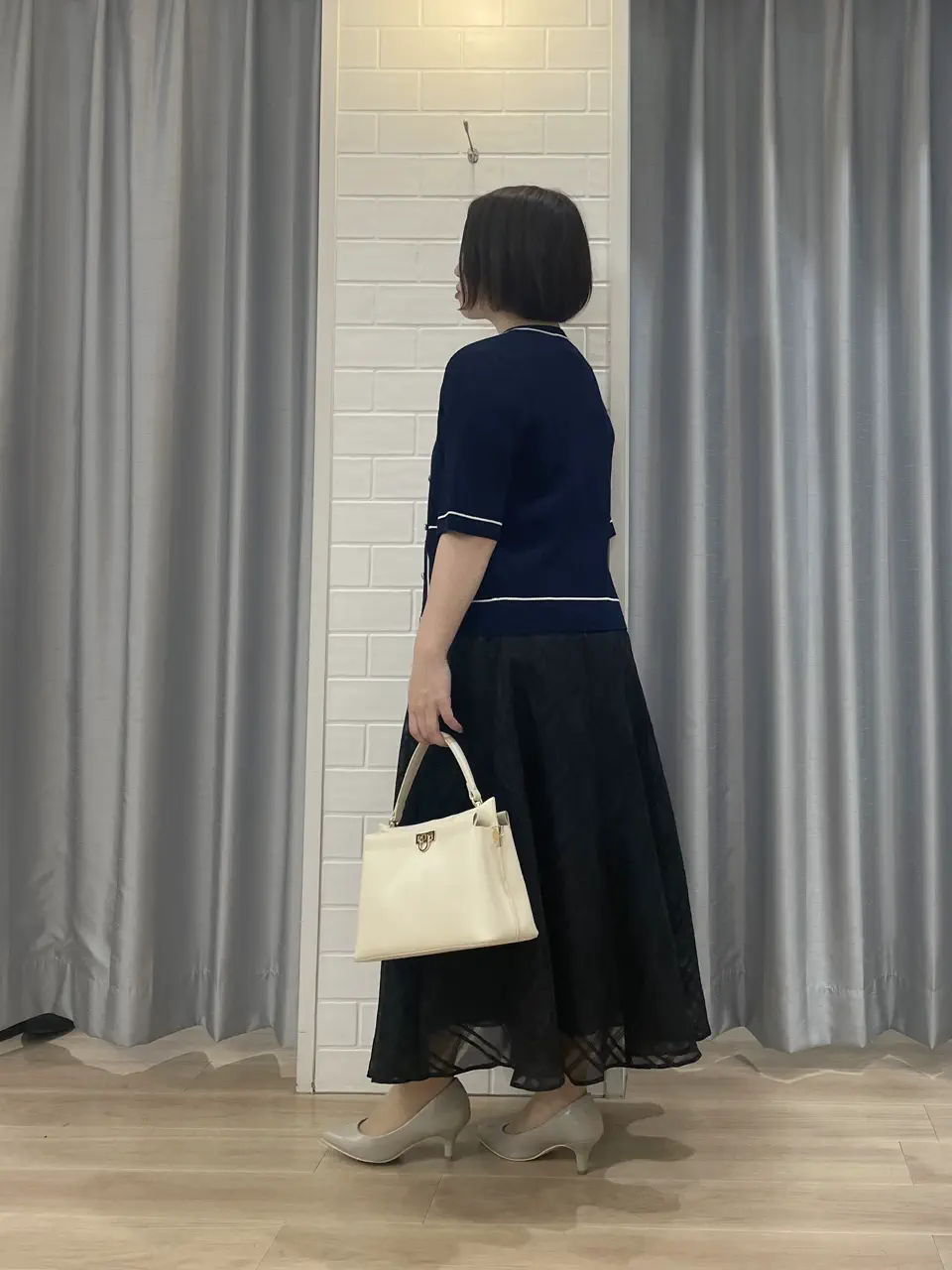ANY SIS 丸岡 コーディネート画像