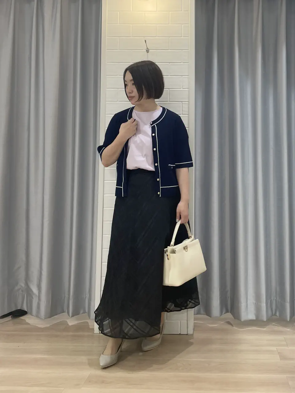 ANY SIS 丸岡 コーディネート画像