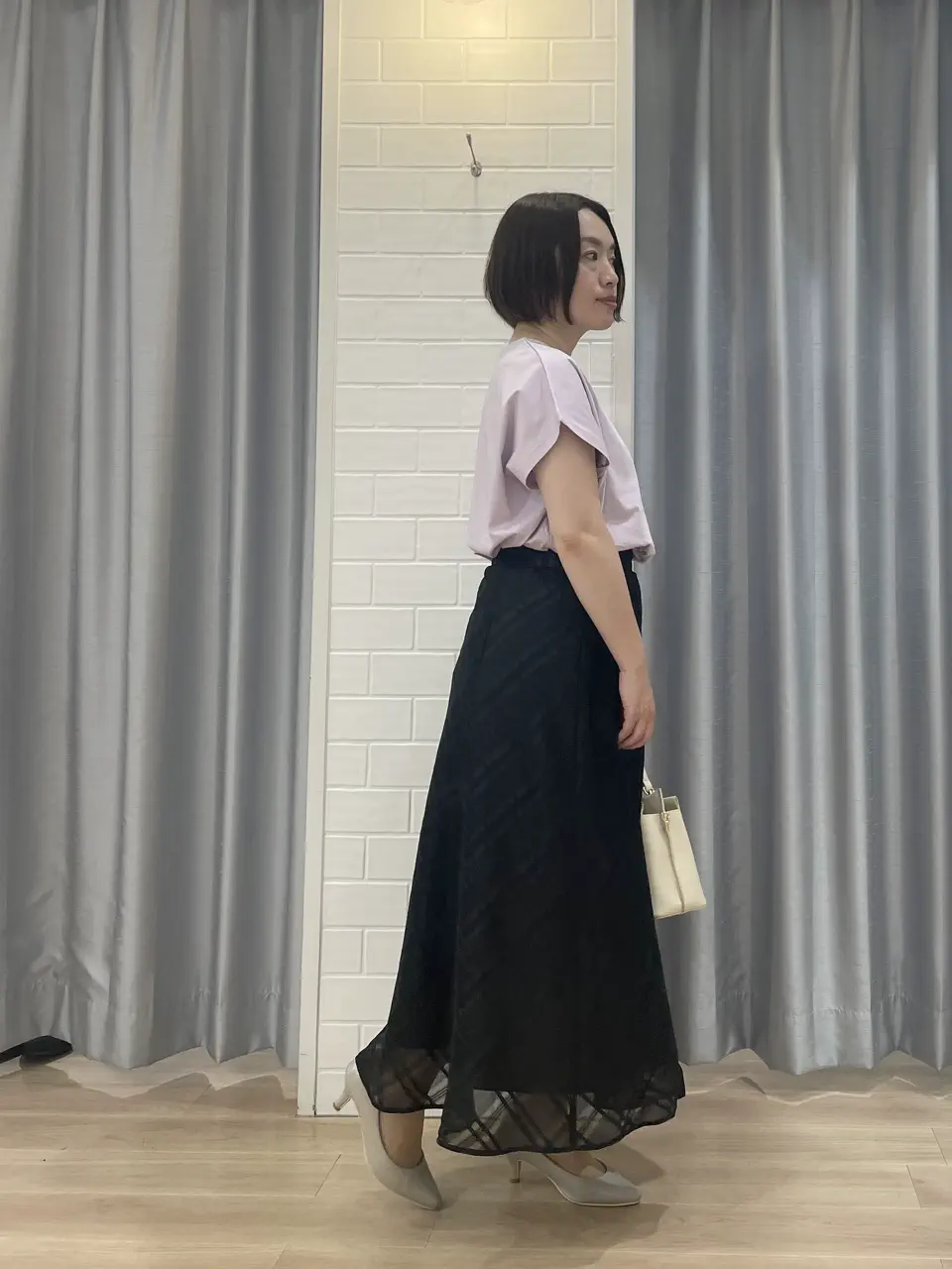 ANY SIS 丸岡 コーディネート画像