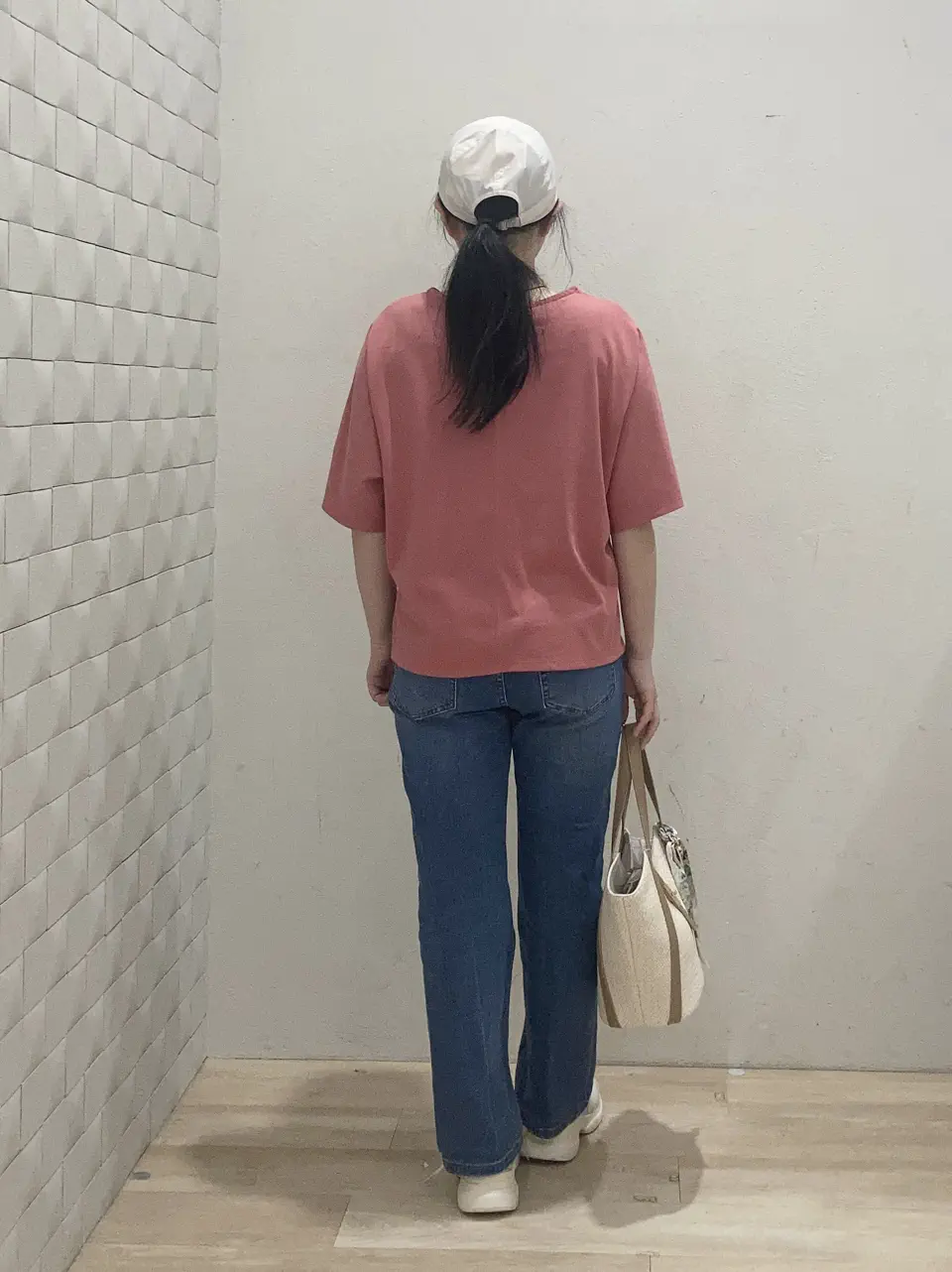 ANY SIS 川根　彩 コーディネート画像