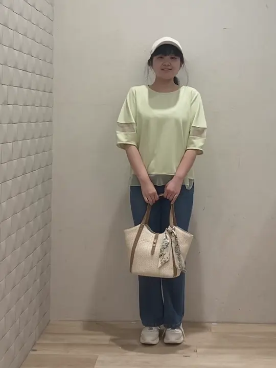 ANY SIS 川根　彩 コーディネート画像