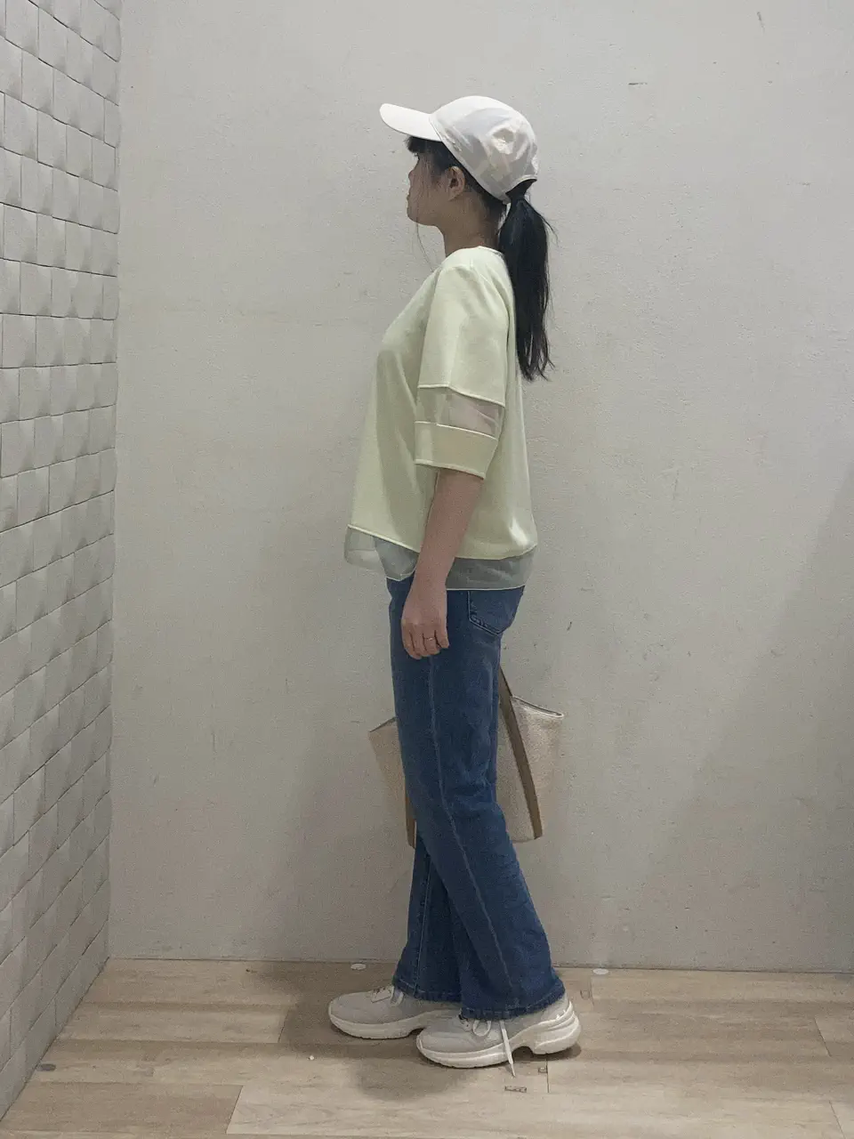 ANY SIS 川根　彩 コーディネート画像