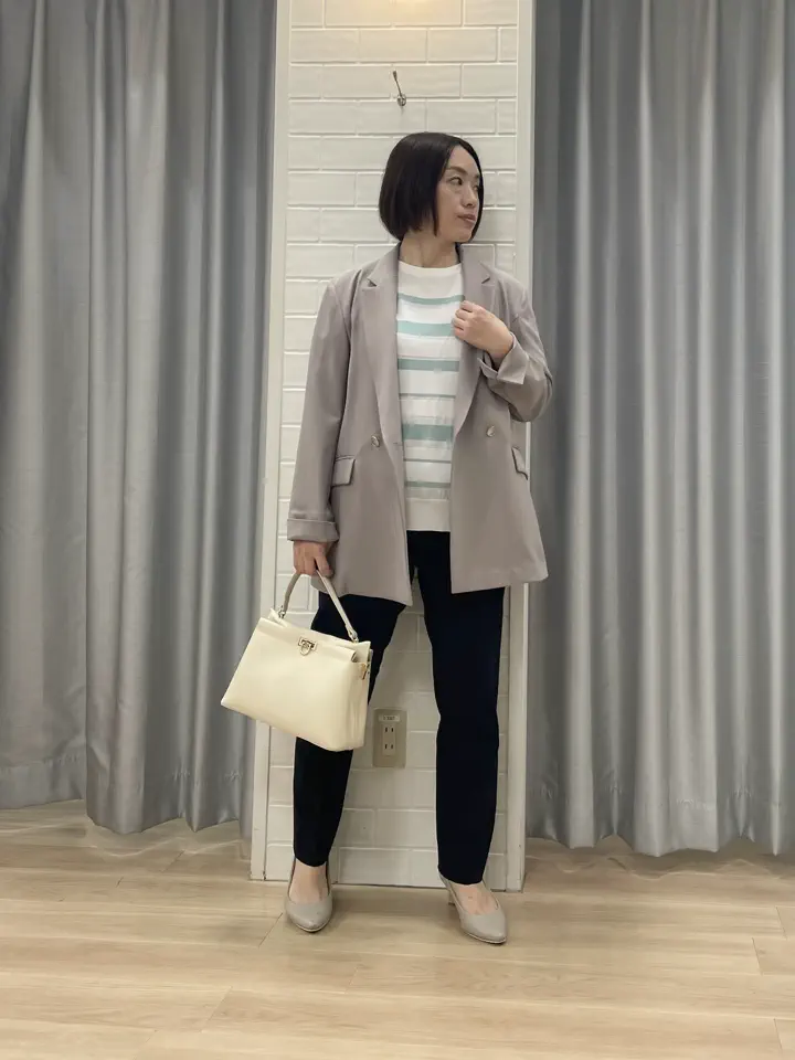 ANY SIS 丸岡 コーディネート画像