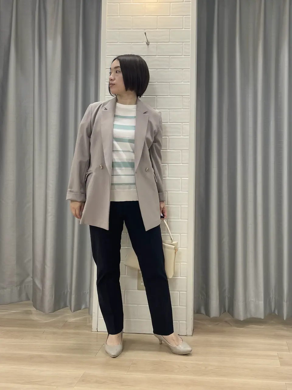 ANY SIS 丸岡 コーディネート画像