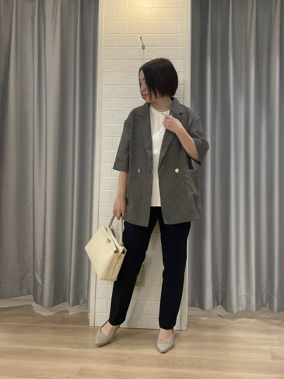 ANY SIS 丸岡 コーディネート画像