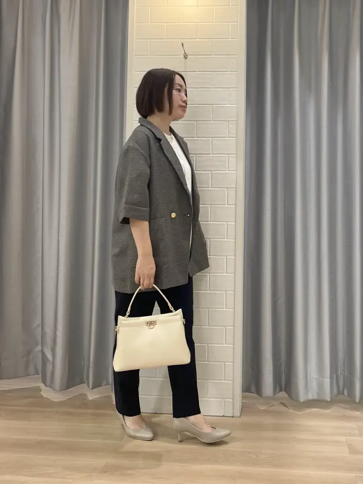 ANY SIS 丸岡 コーディネート画像