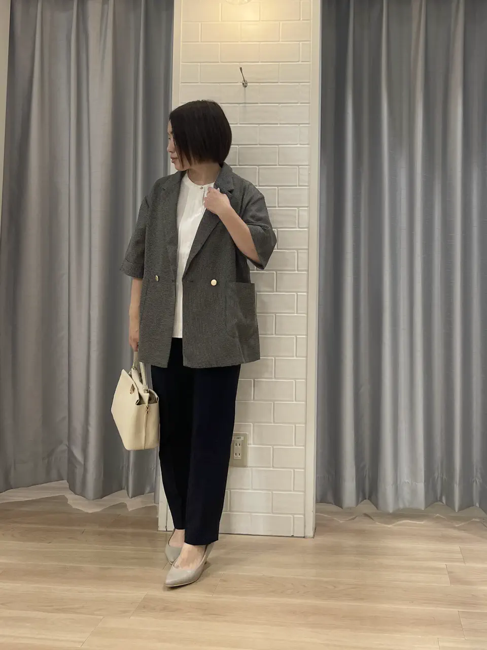 ANY SIS 丸岡 コーディネート画像