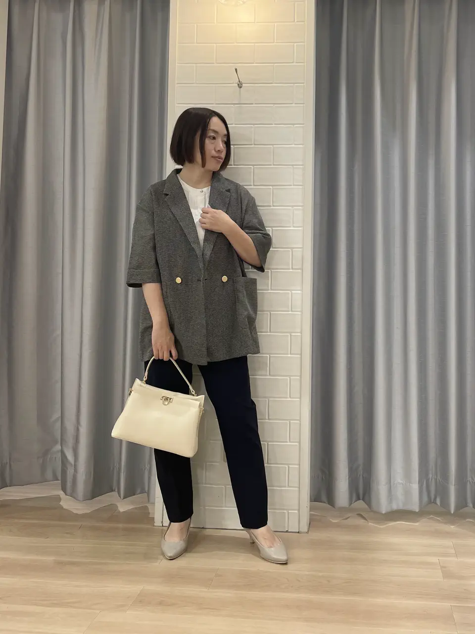 ANY SIS 丸岡 コーディネート画像