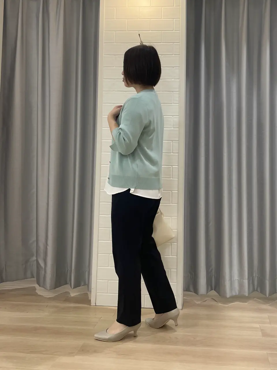ANY SIS 丸岡 コーディネート画像