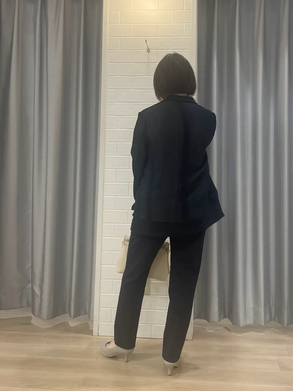 ANY SIS 丸岡 コーディネート画像