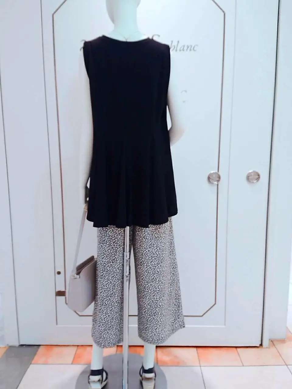 ANY SIS yamakawa コーディネート画像