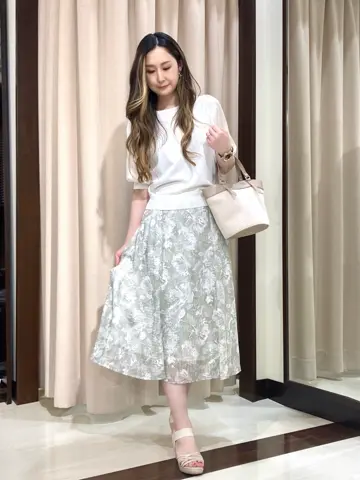 ANY SIS STAFF コーディネート画像