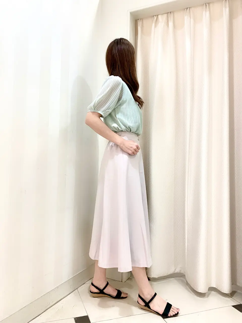 ANY SIS 金井 コーディネート画像