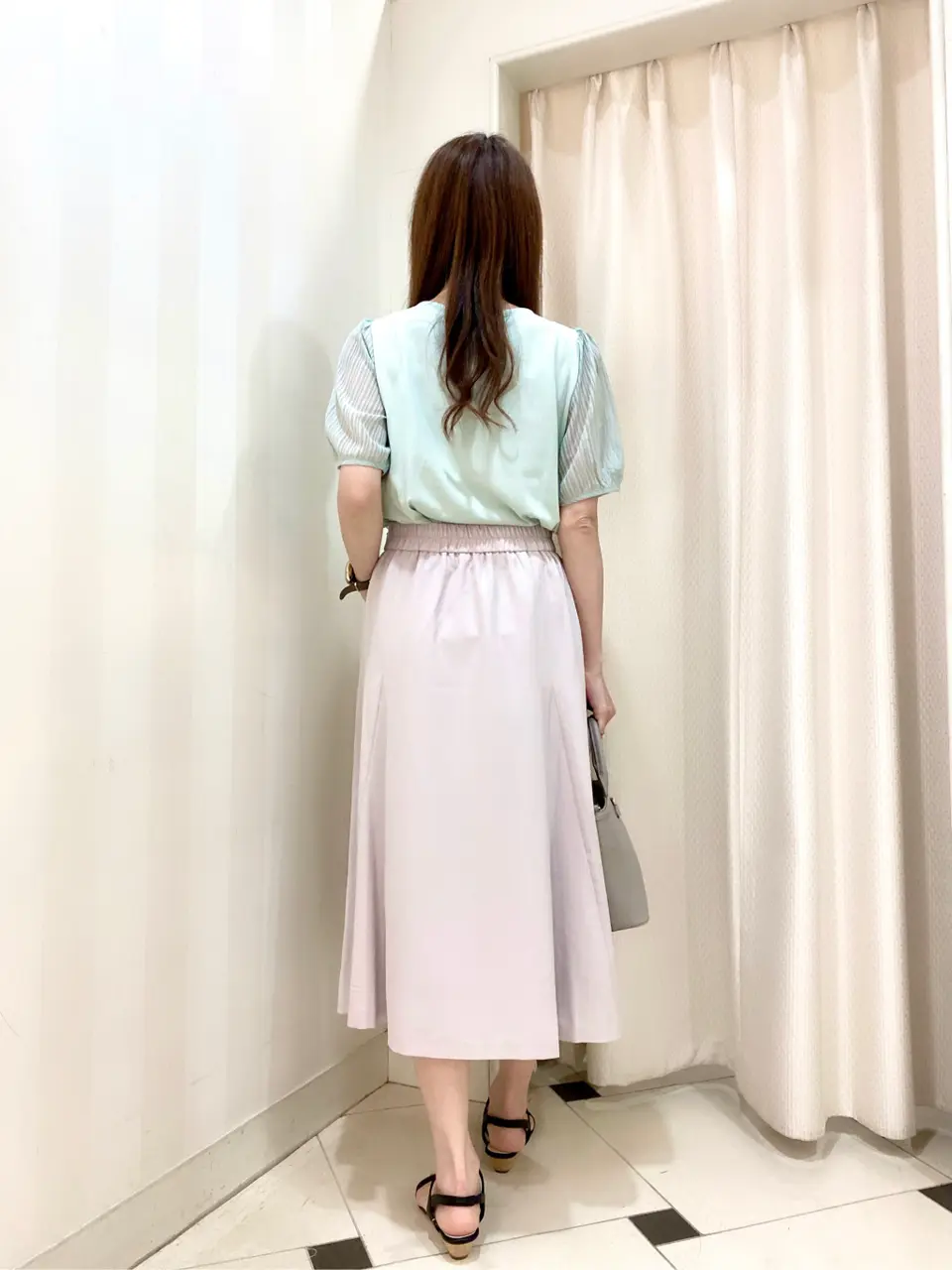 ANY SIS 金井 コーディネート画像