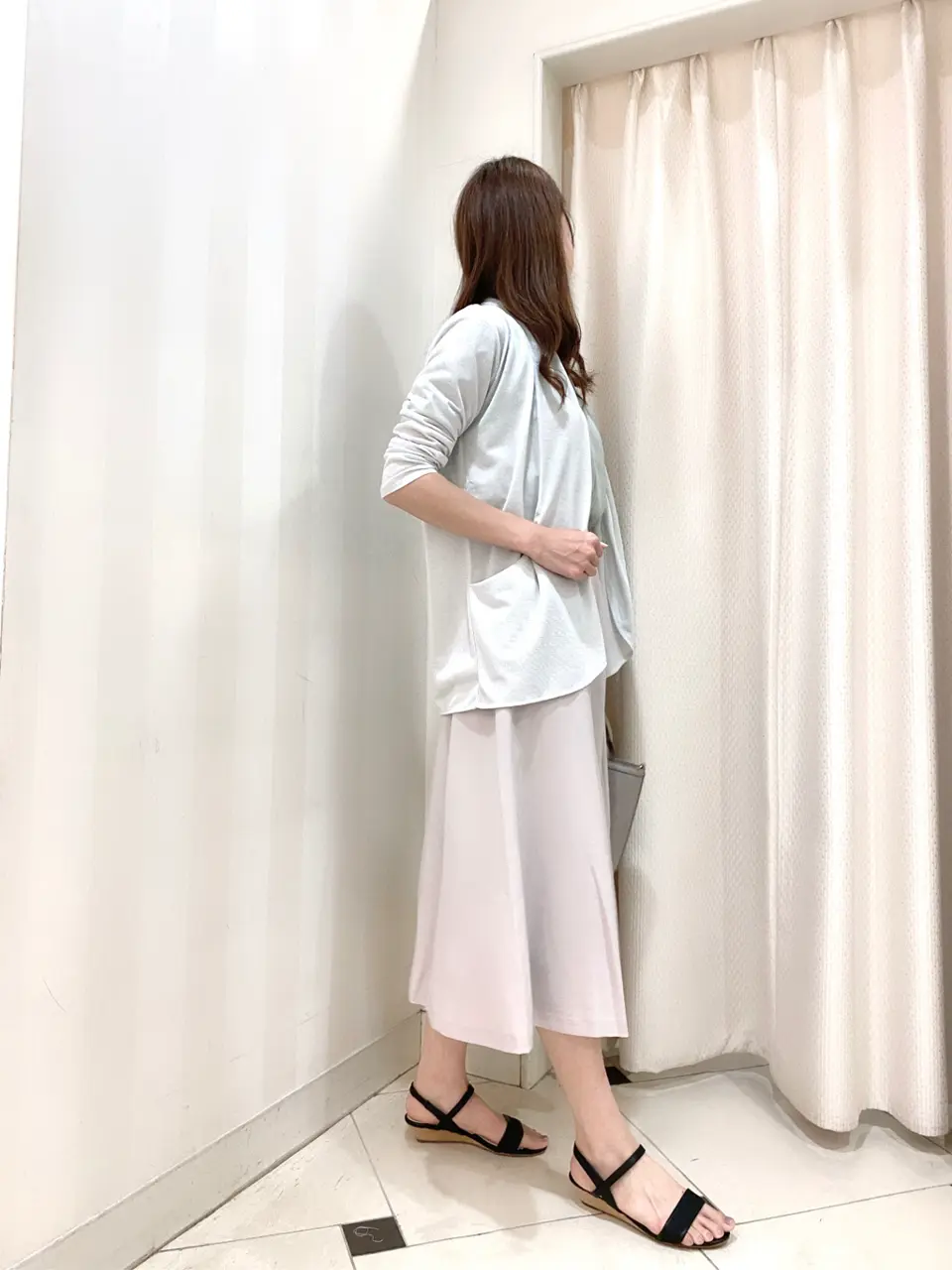 ANY SIS 金井 コーディネート画像