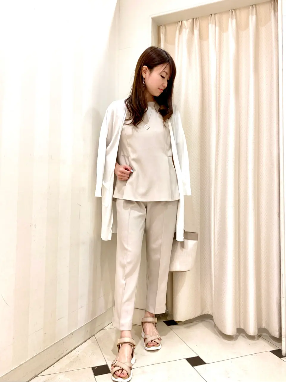 ANY SIS 金井 コーディネート画像