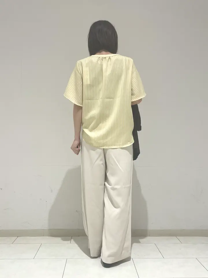 ANY SIS 小山 コーディネート画像