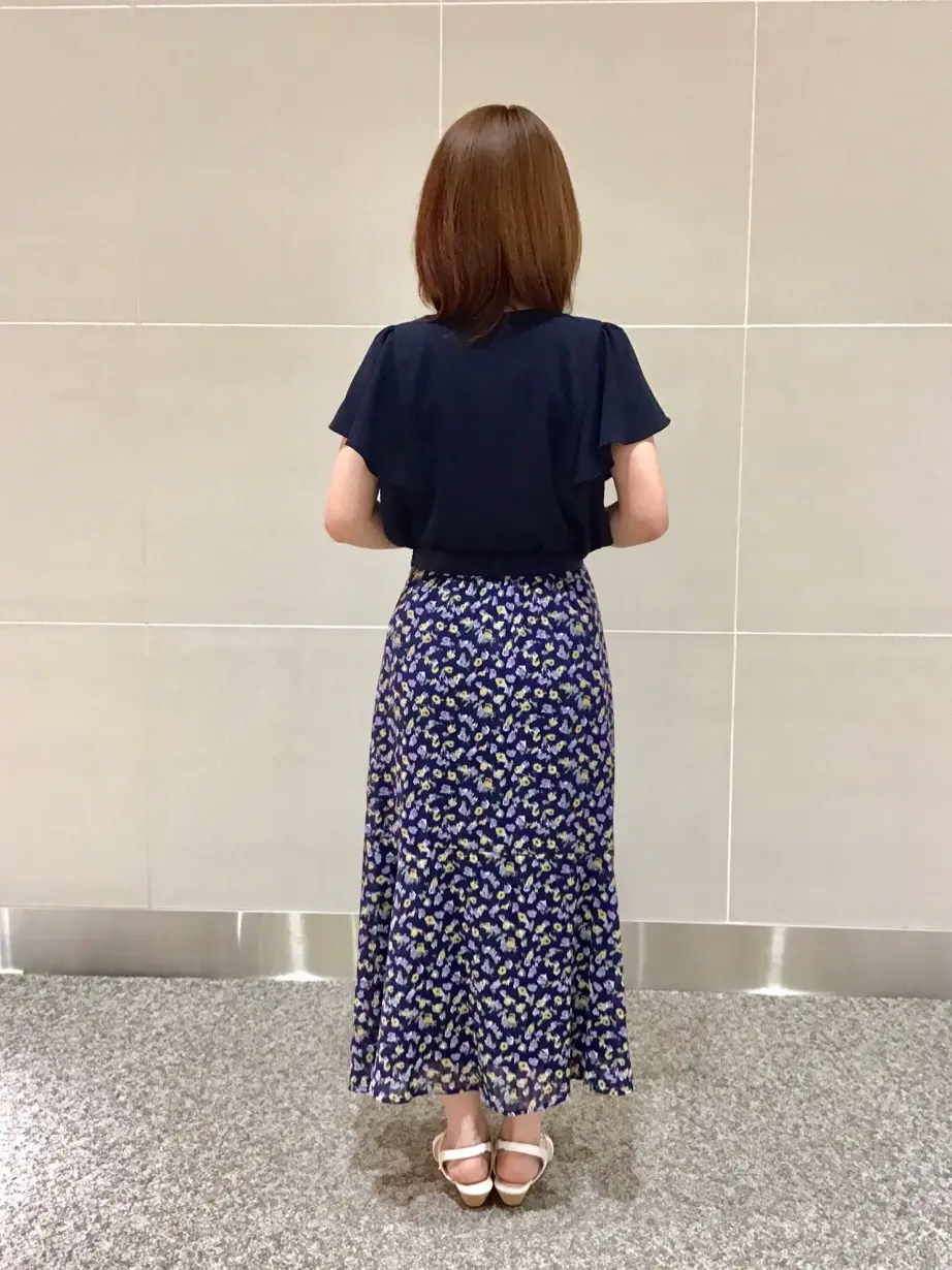 ANY SIS 浅野 コーディネート画像