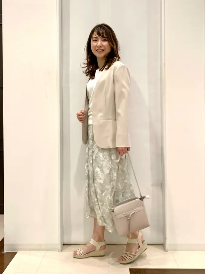 ANY SIS 横田 コーディネート画像