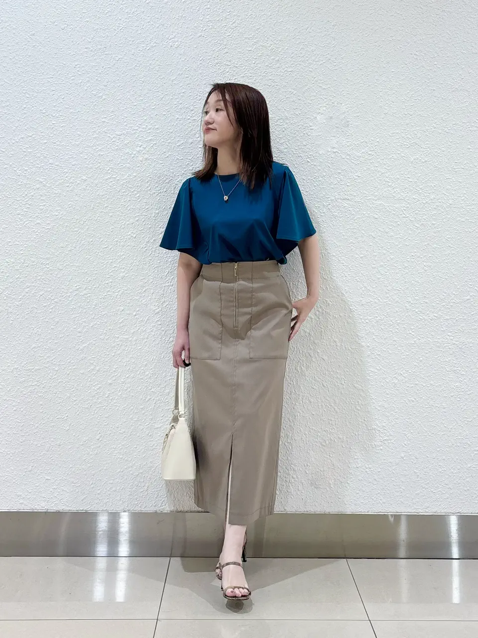 ANY SIS 加藤 コーディネート画像