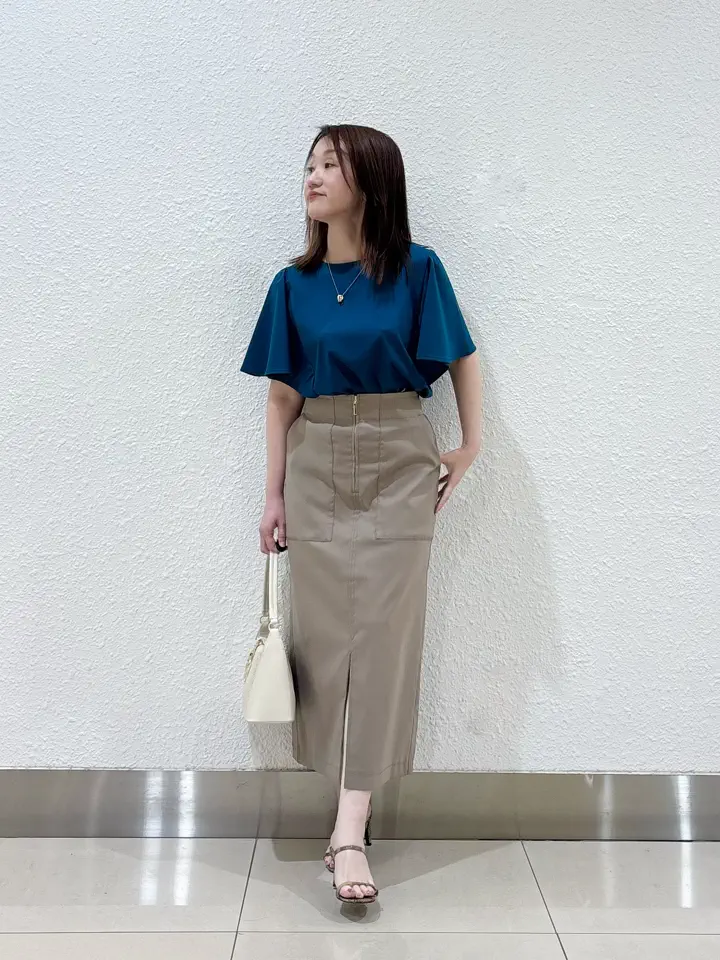 ANY SIS 加藤 コーディネート画像