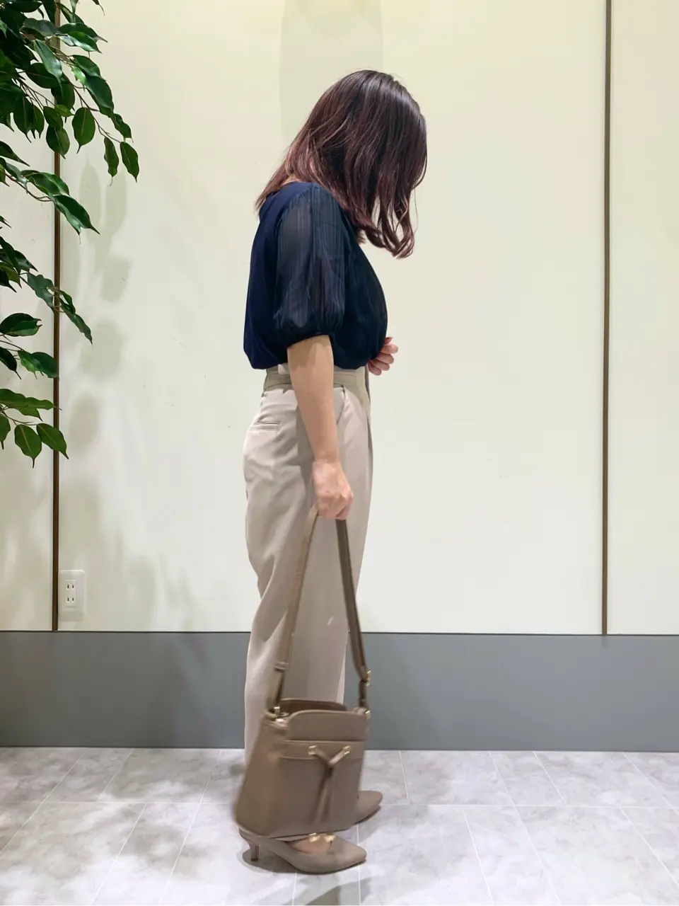 ANY SIS スタッフ コーディネート画像