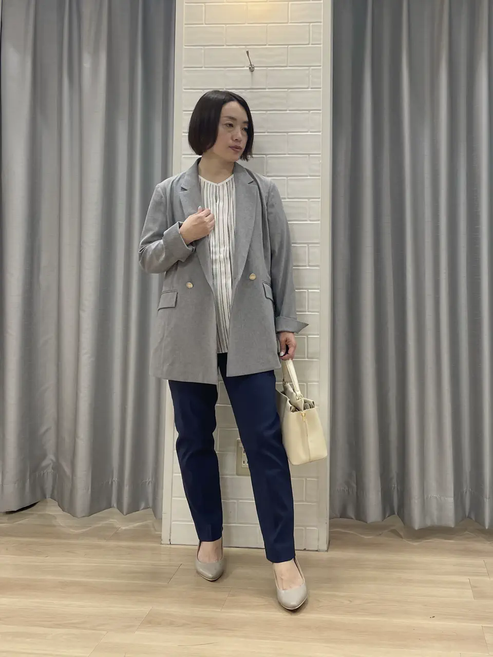 ANY SIS 丸岡 コーディネート画像