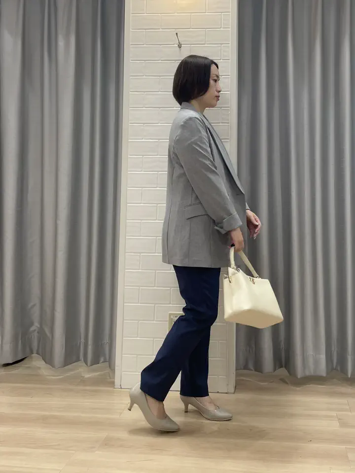 ANY SIS 丸岡 コーディネート画像