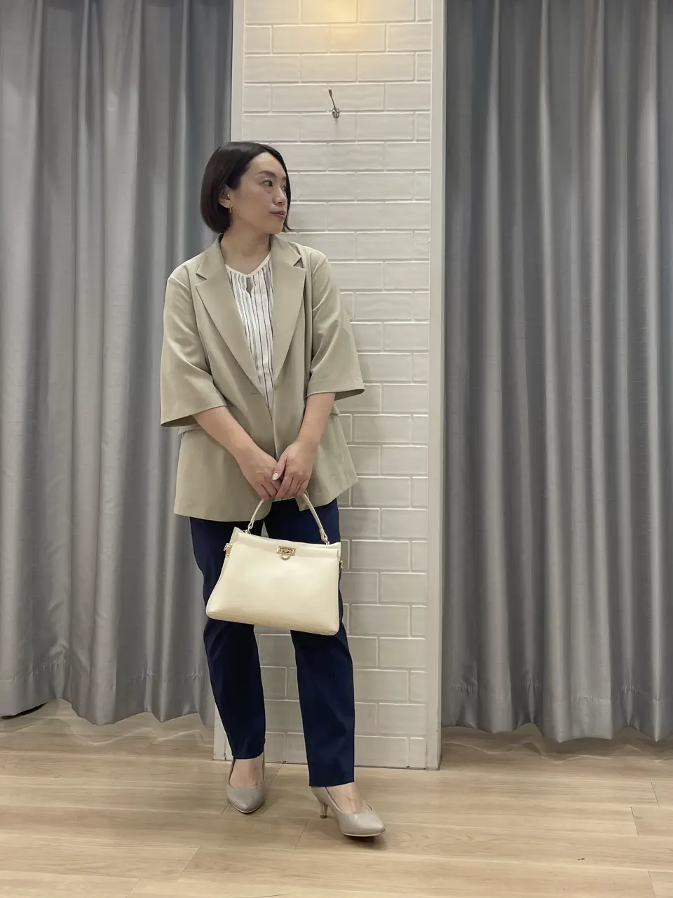 ANY SIS 丸岡 コーディネート画像
