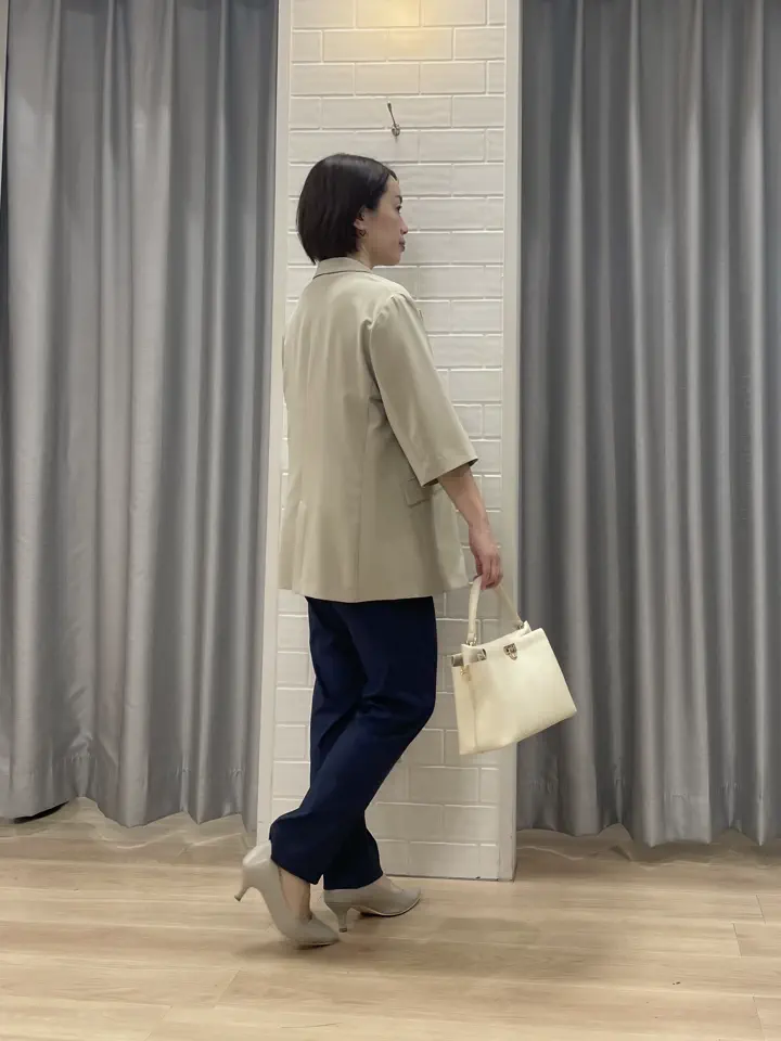 ANY SIS 丸岡 コーディネート画像