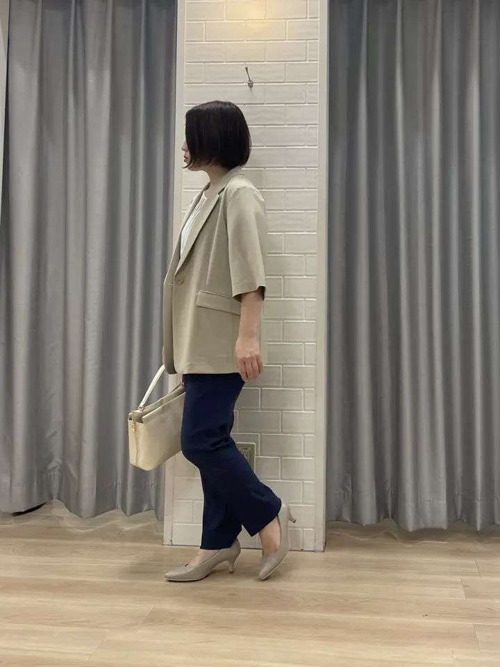 ANY SIS 丸岡 コーディネート画像